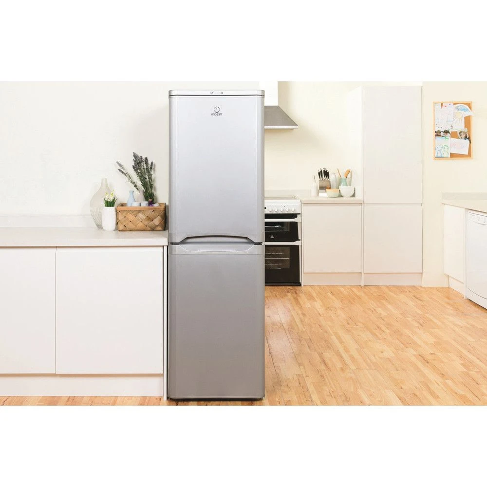 Indesit IBD5517S1, 174 X 55cm, 50/50 Fridge Freezer, Silver - Image 13